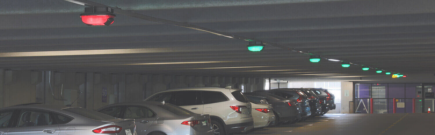 Exemplo de um estacionamento interno